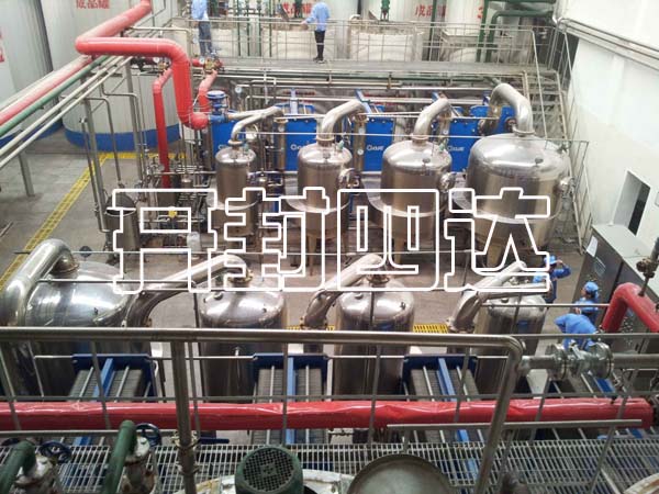多效蒸发器2.jpg 多效蒸发器2.jpg